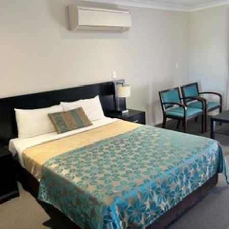 Royal Motel Miles Εξωτερικό φωτογραφία