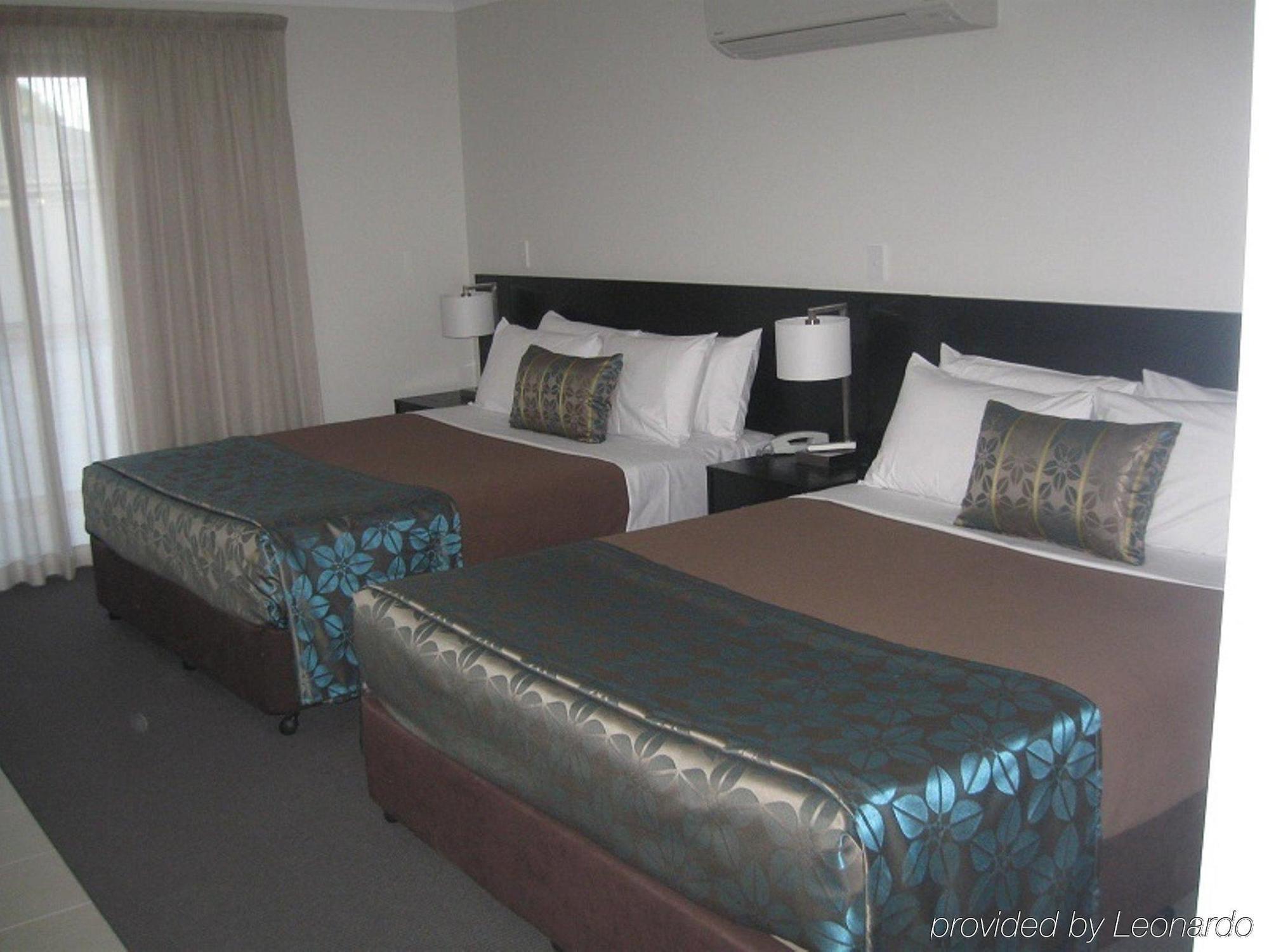 Royal Motel Miles Εξωτερικό φωτογραφία