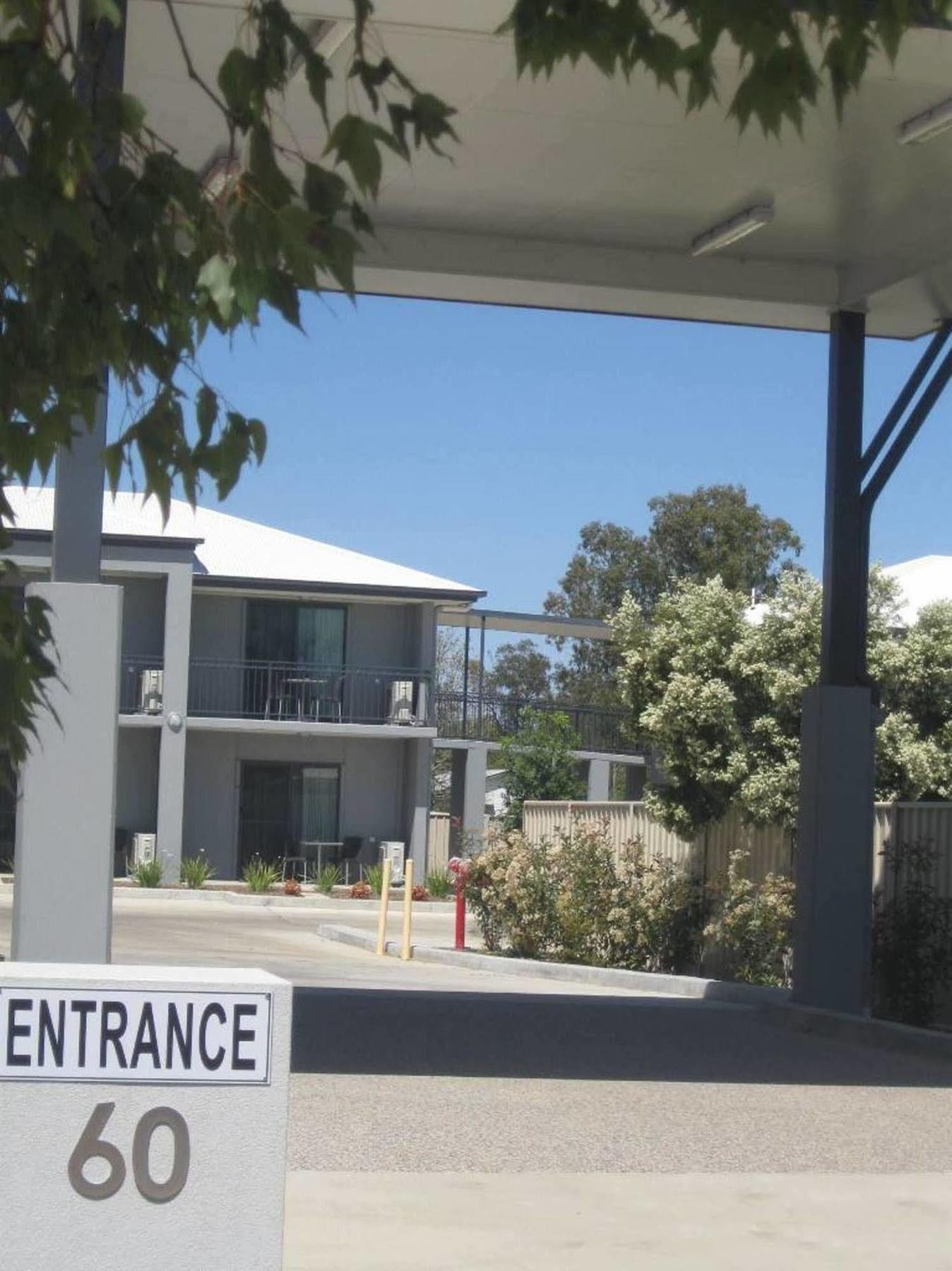 Royal Motel Miles Εξωτερικό φωτογραφία